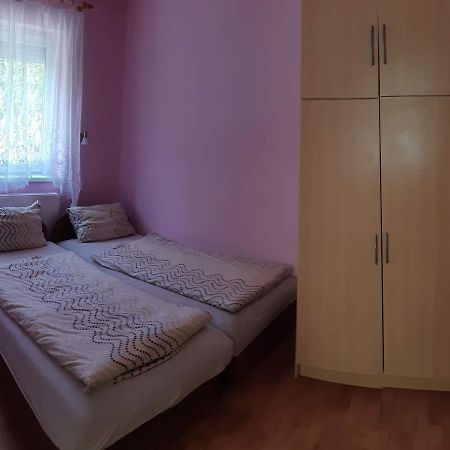 Rozsa Apartment Гайдусобосло Екстер'єр фото